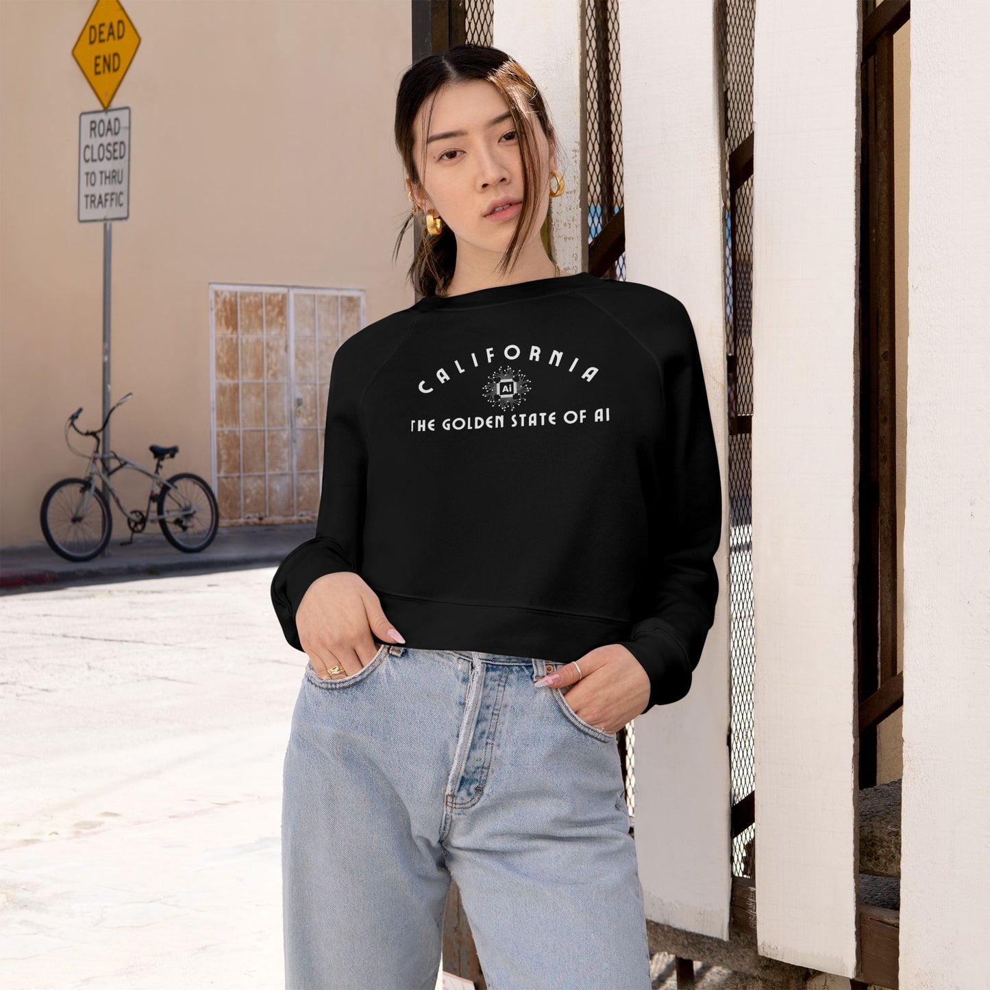 California Golden State of AI Design - Cropped Pullover