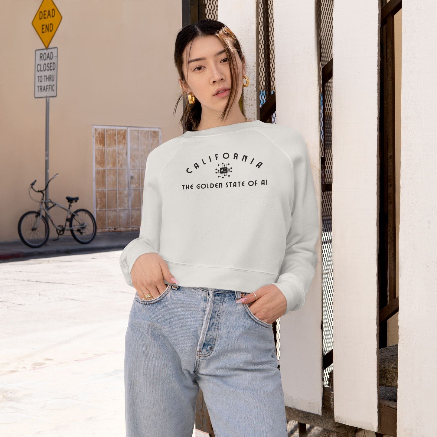 California Golden State of AI Design - Cropped Pullover